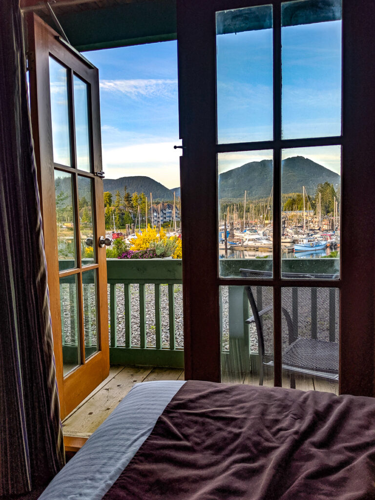 Canadian Princess Lodge in Ucluelet